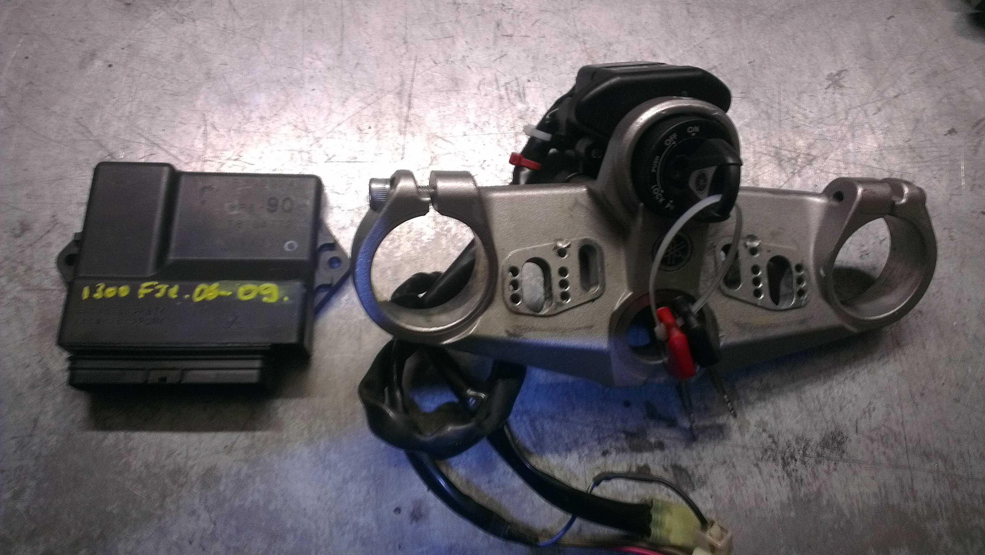 contacteur neiman ecu cdi yamaha 1300 fjr