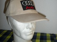 Casquette neuve AUDI ( couleur beige  QUATTRO