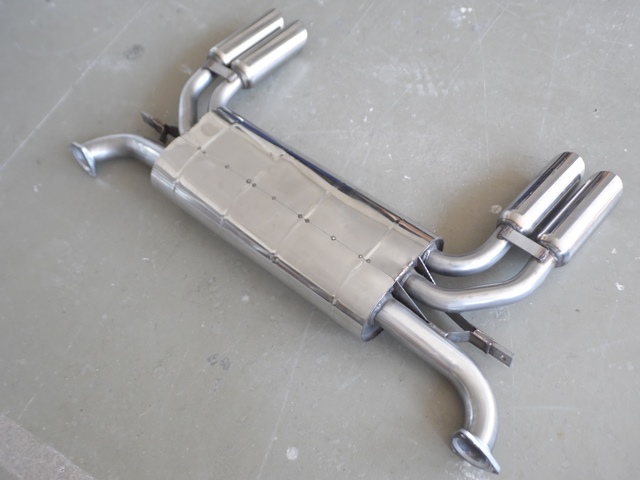 SILENCIEUX INOX FERRARI 308 / 328 / MONDIAL SILENCIEUX INOX FERRARI 308 / 328 / MONDIAL