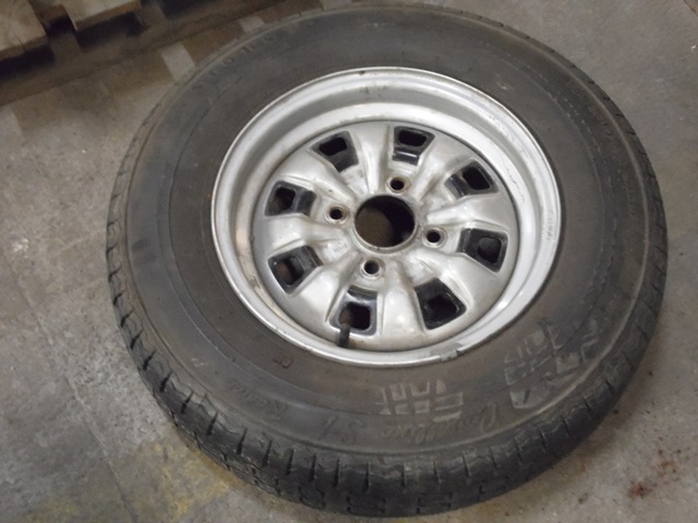 ROUE 13 POUCES FORD CAPRI ROUE 13 POUCES FORD CAPRI