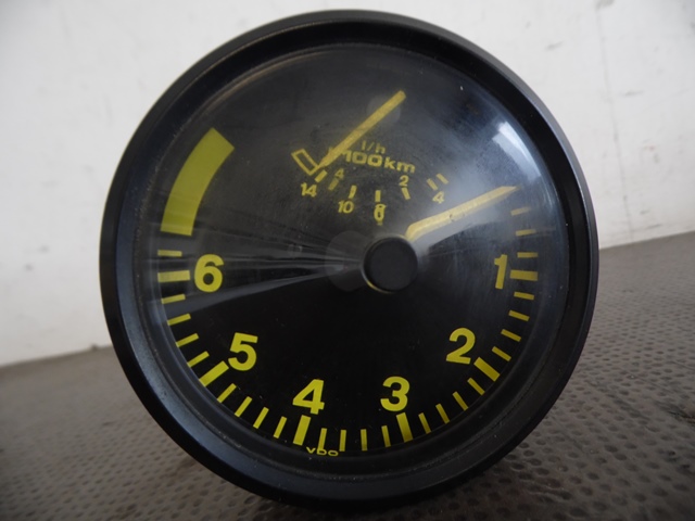 COMPTE-TOURS 94464120501 PORSCHE 944 COMPTE-TOURS 94464120501 PORSCHE 944