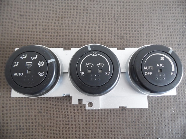 COMMANDE CLIM 96935CD700 NISSAN 350 Z COMMANDE CLIM 96935CD700 NISSAN 350 Z