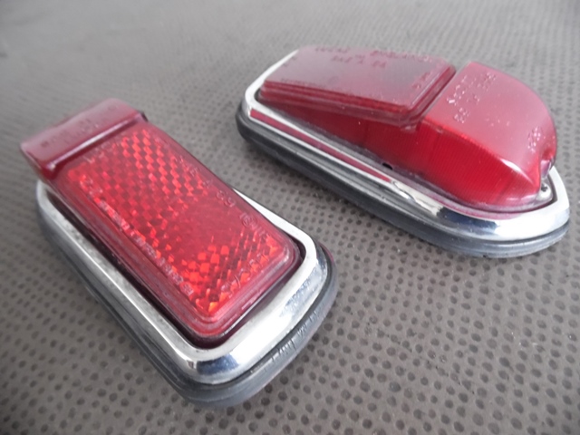 FEU LATERAL ARRIERE JAGUAR TYPE E FEU LATERAL ARRIERE JAGUAR TYPE E