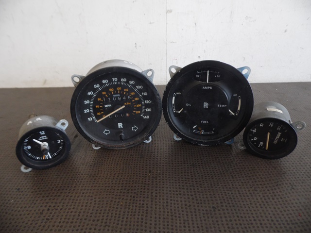 INSTRUMENTS DE BORD ROLLS-ROYCE 1977-1980 INSTRUMENTS DE BORD ROLLS-ROYCE 1977-1980