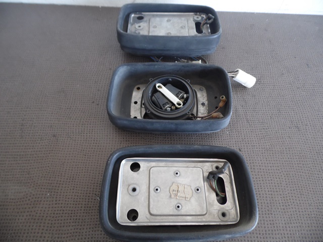 MOTEUR RETROVISEUR GAUCHE PORSCHE 924 MOTEUR RETROVISEUR GAUCHE PORSCHE 924