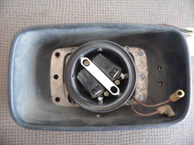 MOTEUR RETROVISEUR 94473102701 PORSCHE MOTEUR RETROVISEUR 94473102701 PORSCHE