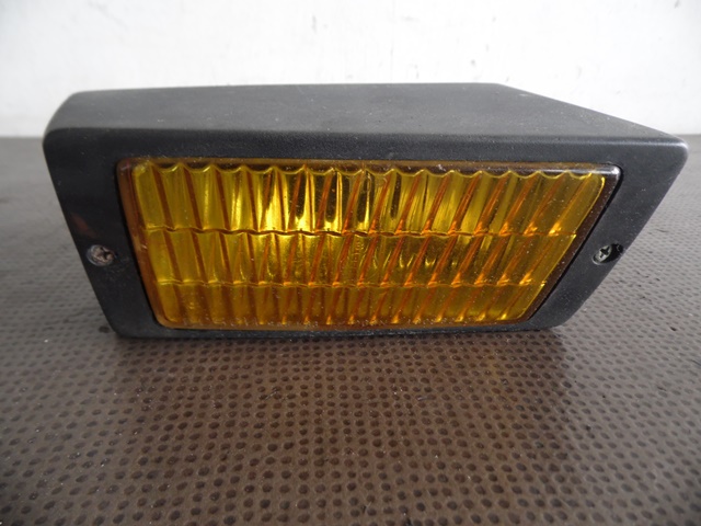 ANTIBROUILLARD DROIT 91163120401 PORSCHE 911 ANTIBROUILLARD DROIT 91163120401 PORSCHE 911