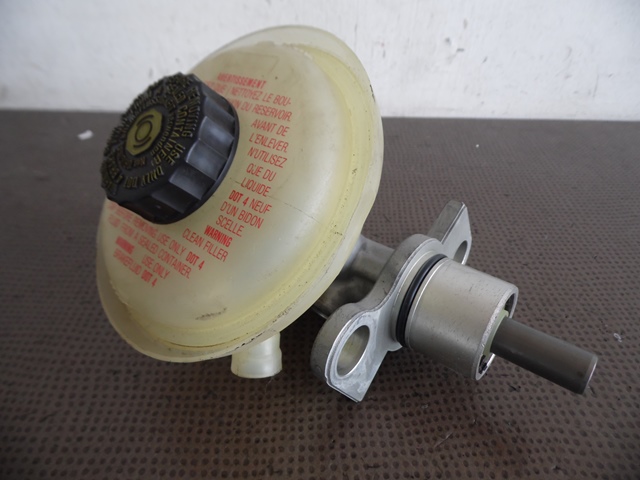 MAITRE CYLINDRE FREIN 99635591000 PORSCHE 996 MAITRE CYLINDRE FREIN 99635591000 PORSCHE 996