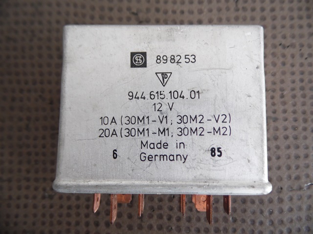 RELAIS DOUBLE MOTOVENTILATEUR PORSCHE 944 RELAIS DOUBLE MOTOVENTILATEUR PORSCHE 944