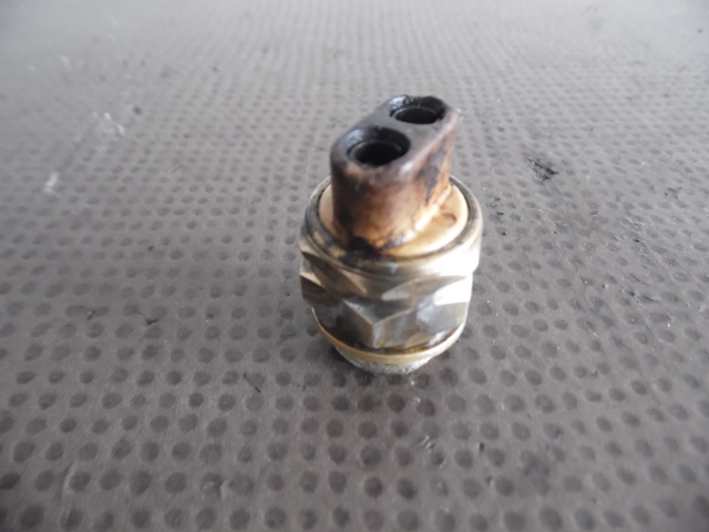 CONTACTEUR FEUX RECUL 91461354102 PORSCHE 928 CONTACTEUR FEUX RECUL 91461354102 PORSCHE 928