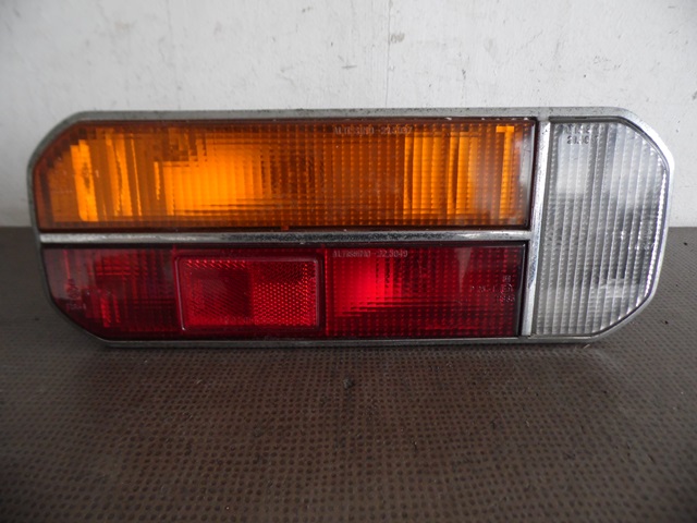 FEU ARRIERE GAUCHE LANCIA BETA COUPE FEU ARRIERE GAUCHE LANCIA BETA COUPE