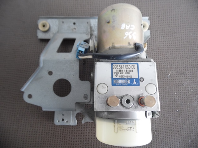 UNITE HYDRAULIQUE DE TOIT PORSCHE 996 / 997 UNITE HYDRAULIQUE DE TOIT PORSCHE 996 / 997