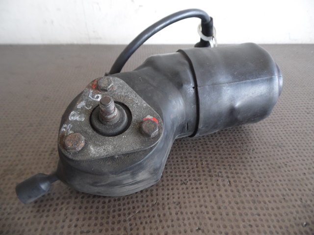 MOTEUR LEVE-PHARES 92862402300 PORSCHE 928-2 MOTEUR LEVE-PHARES 92862402300 PORSCHE 928-2