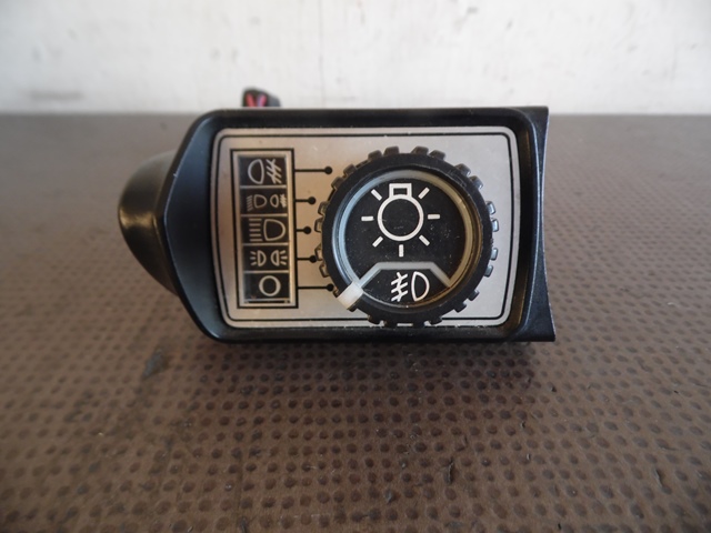 COMMANDE DE PHARES JAGUAR XJ6 ET XJ12 SERIE 3