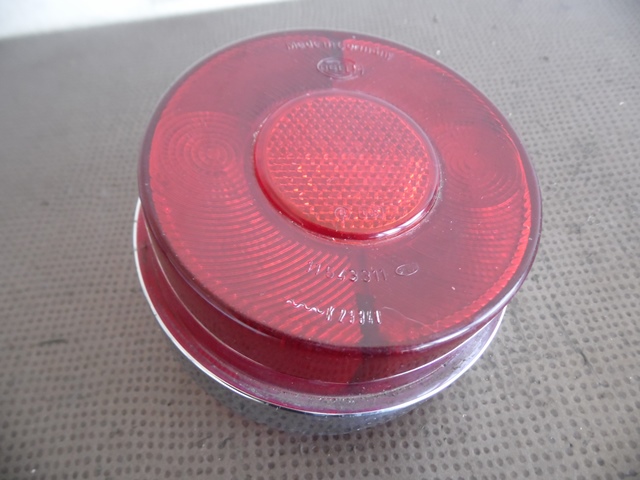 CABOCHON FEU ARRIERE 11543311 FORD TAUNUS 17M