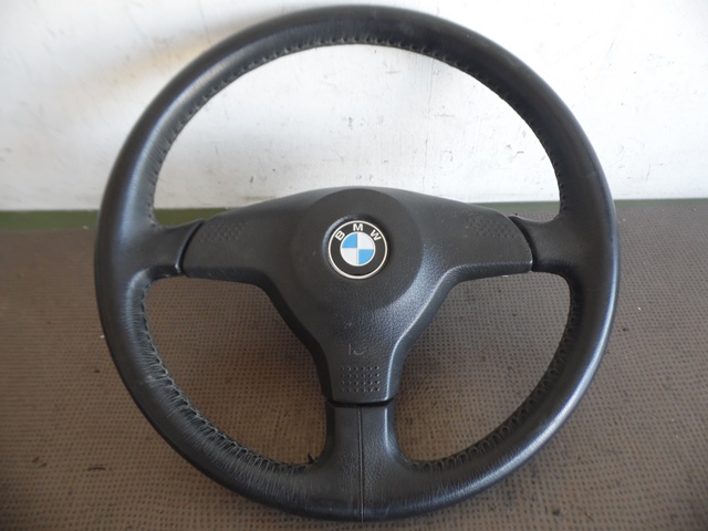 VOLANT SPORT 32331158878 BMW SERIE 8 E31 VOLANT SPORT 32331158878 BMW SERIE 8 E31